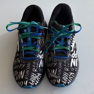 Brooks Adrenaline Run Happy 2020